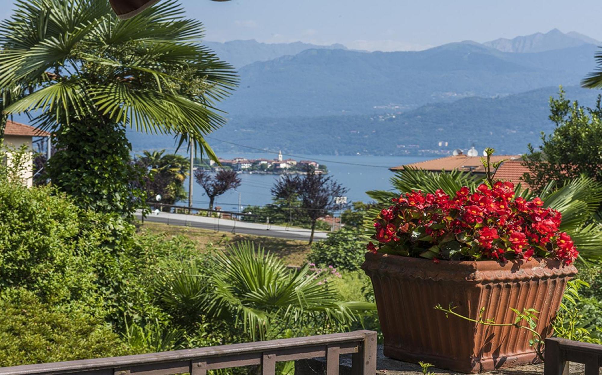 Angela Villa Stresa